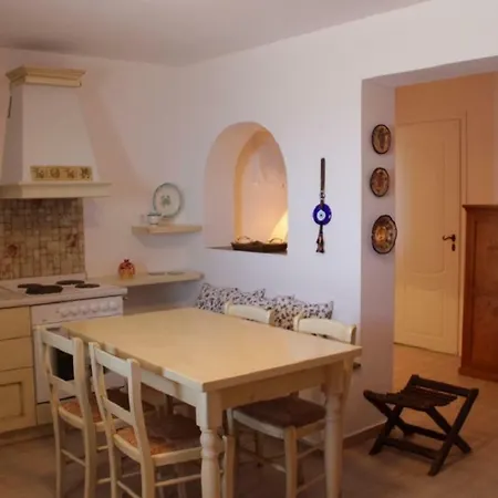 Best View- Family House 아파트 Triandáros